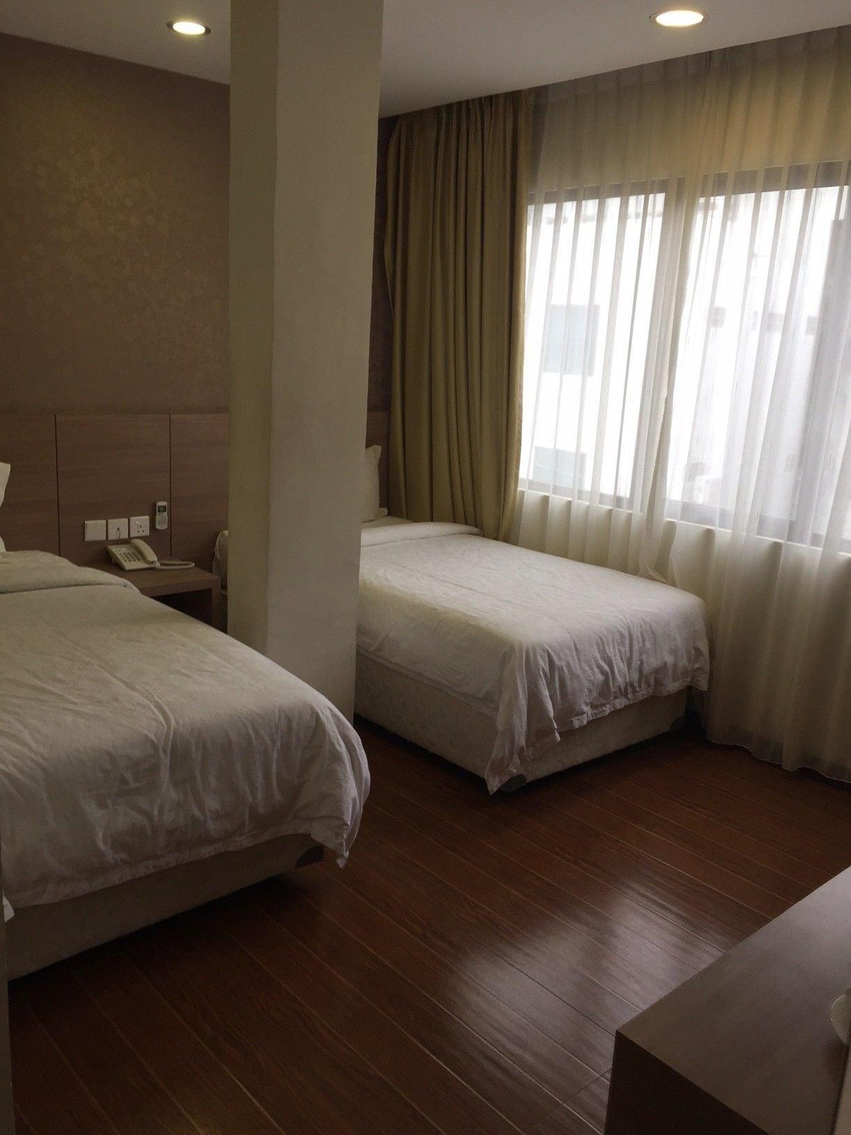Hana Hotel Batam Exterior foto