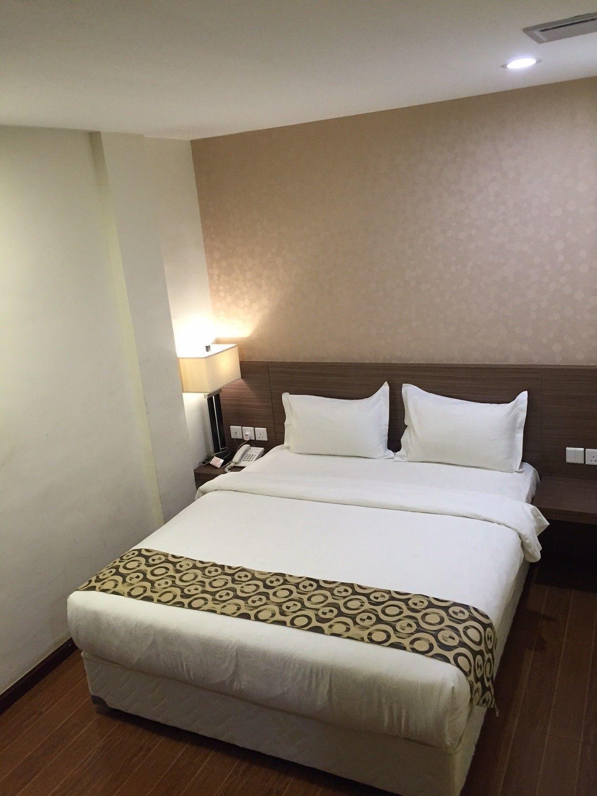 Hana Hotel Batam Exterior foto