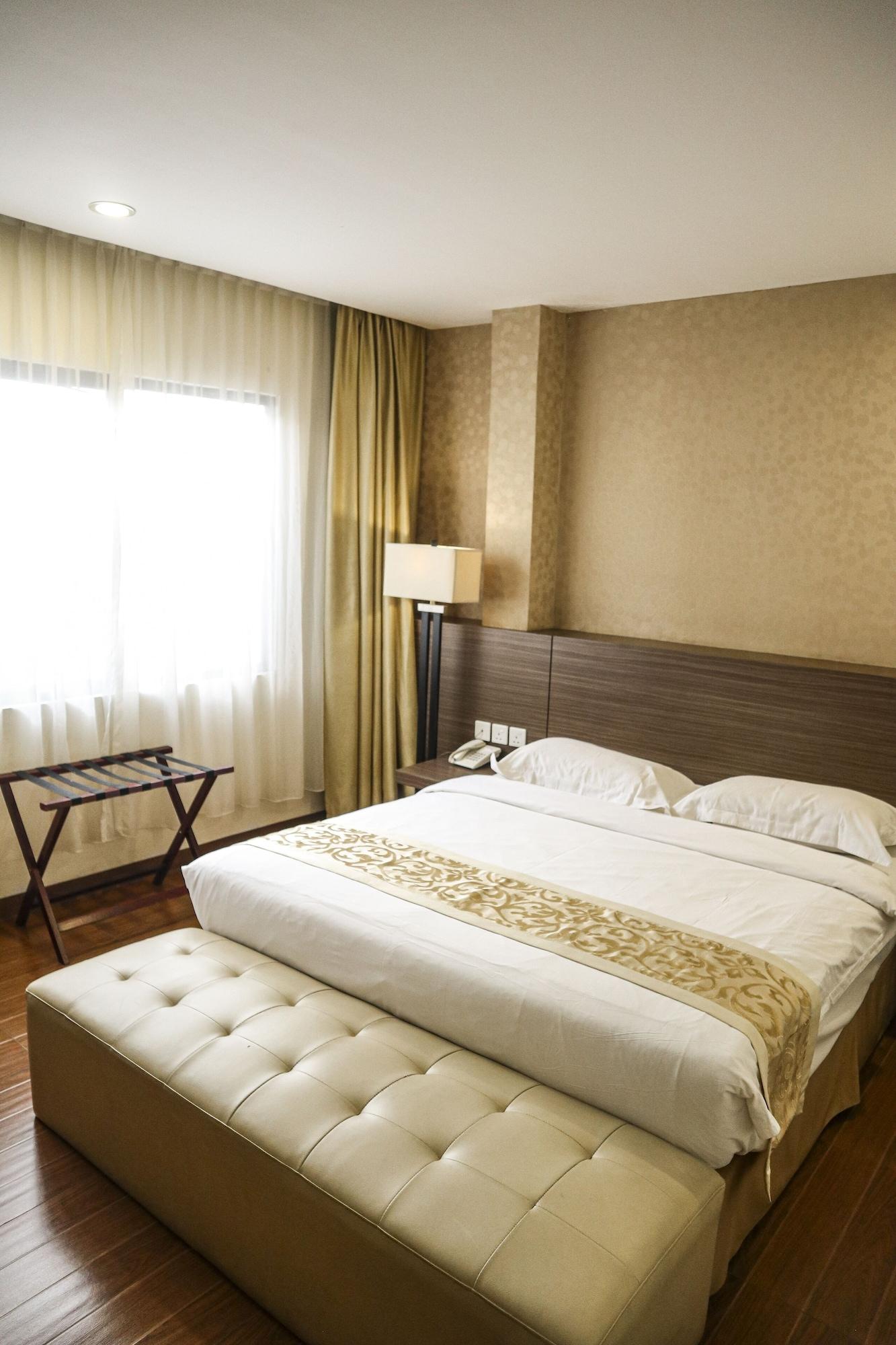 Hana Hotel Batam Exterior foto
