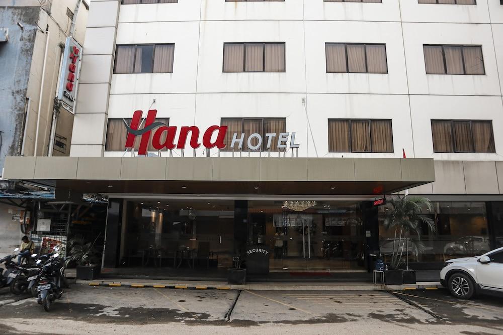 Hana Hotel Batam Exterior foto